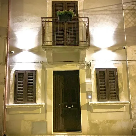Al Dammusino Noto